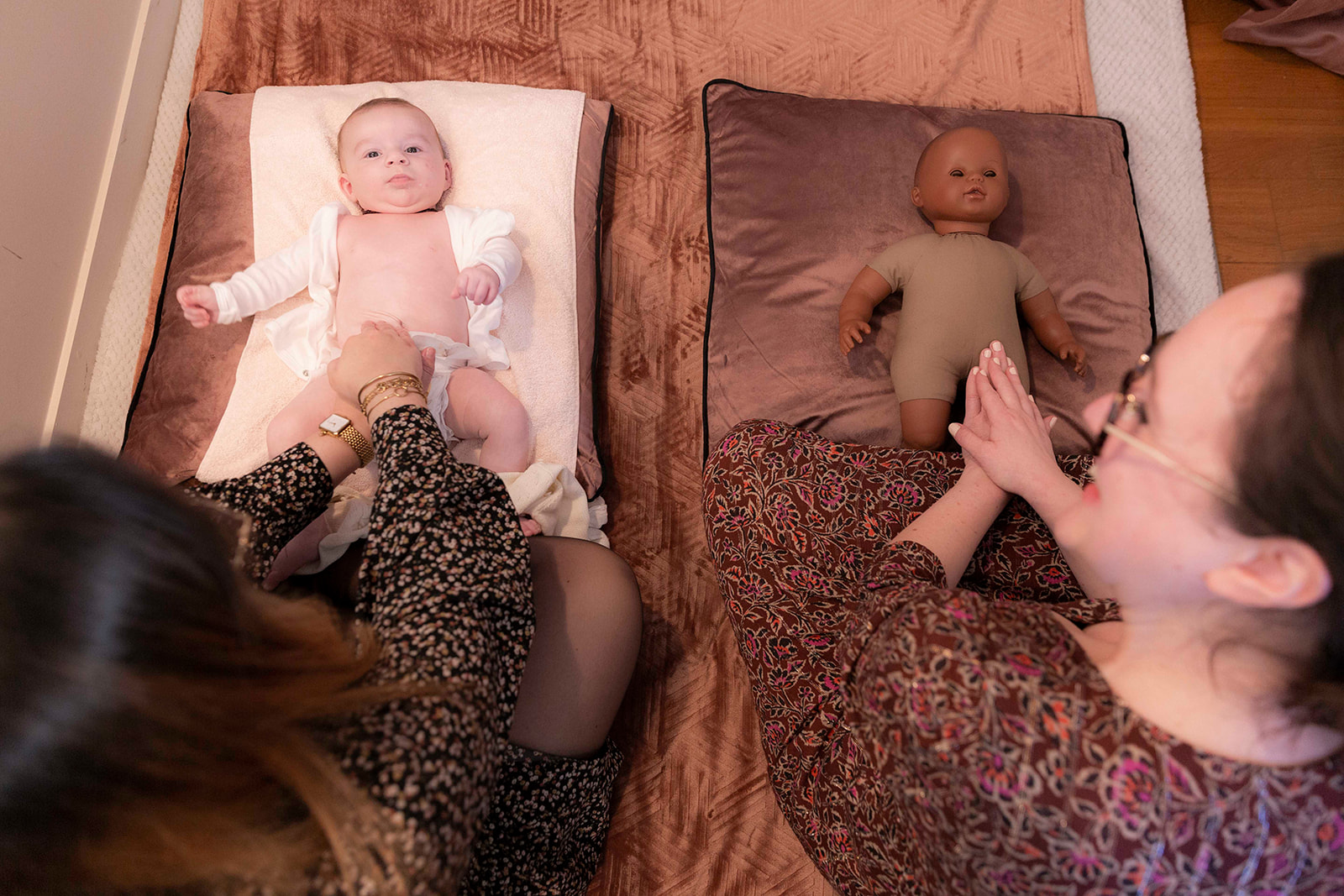 Massage de bébés chez Maison Cirrus